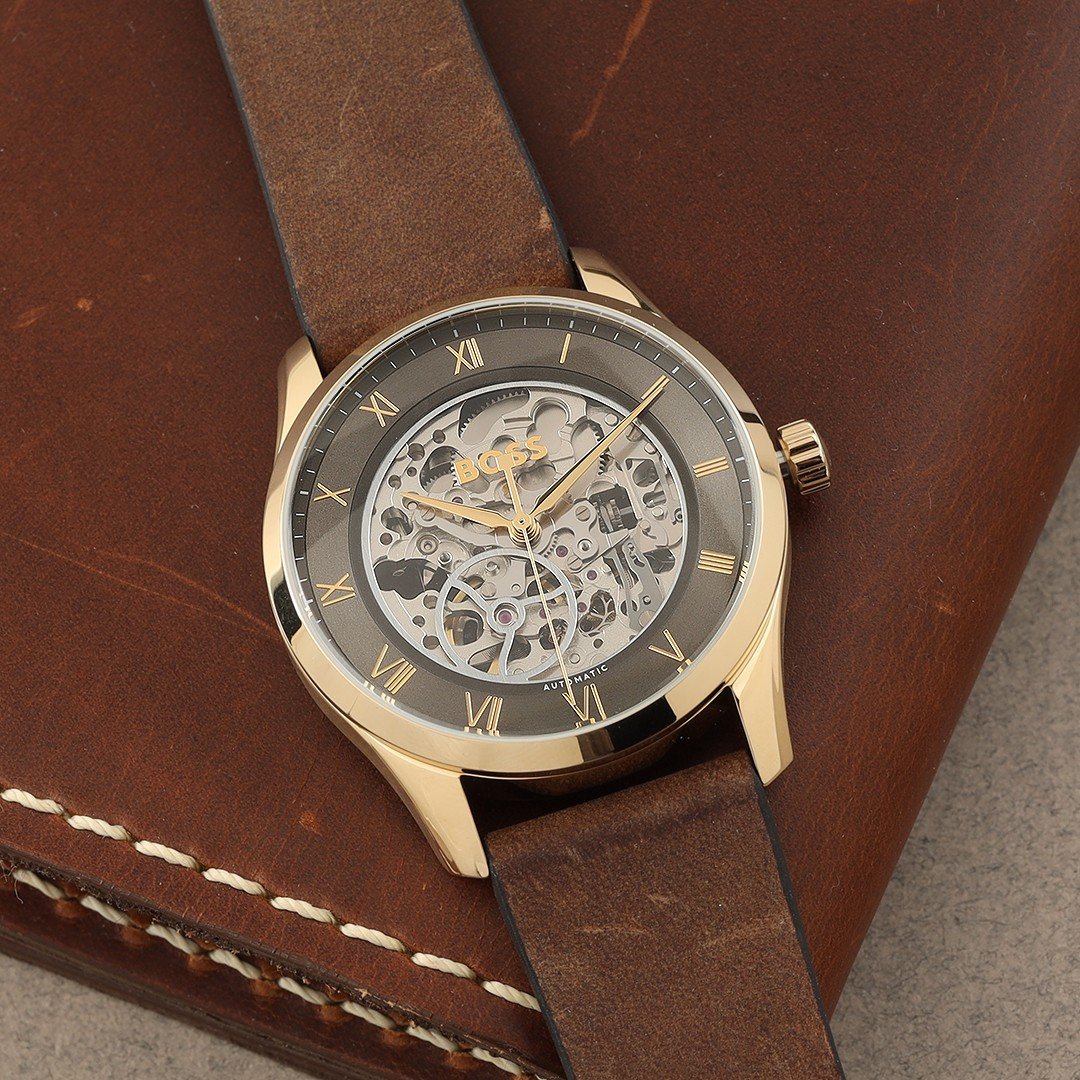 Reloj Hugo Boss con correa de piel marrón