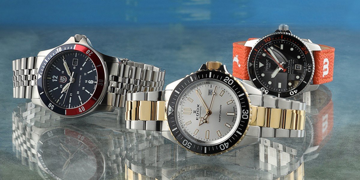 3 gentswatches on a blue background