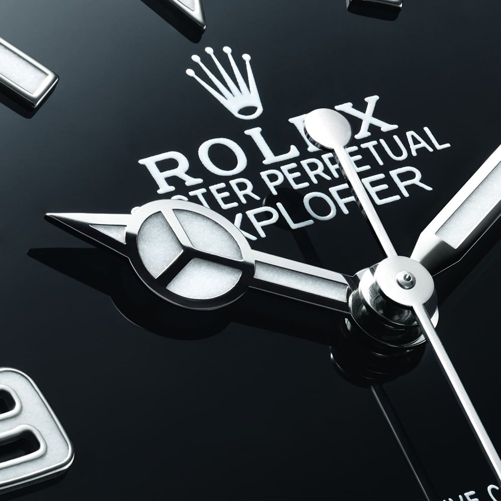 Nahaufnahme des Zifferblatts einer Rolex-Uhr