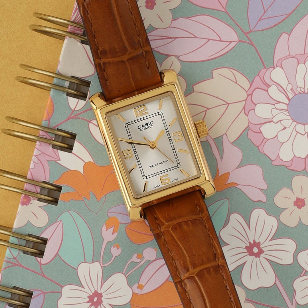 rechteckige goldene Damen Casio Uhr