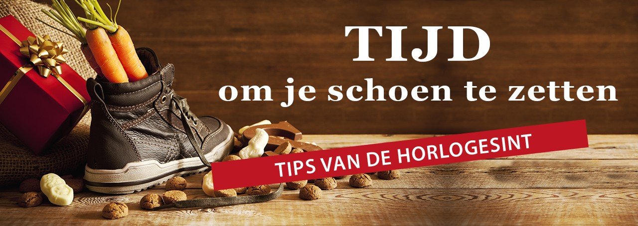 kinderschoen gevuld met wortels en cadeautjes en snoepjes plus de tekst 'Tijd om je schoen te zetten'.