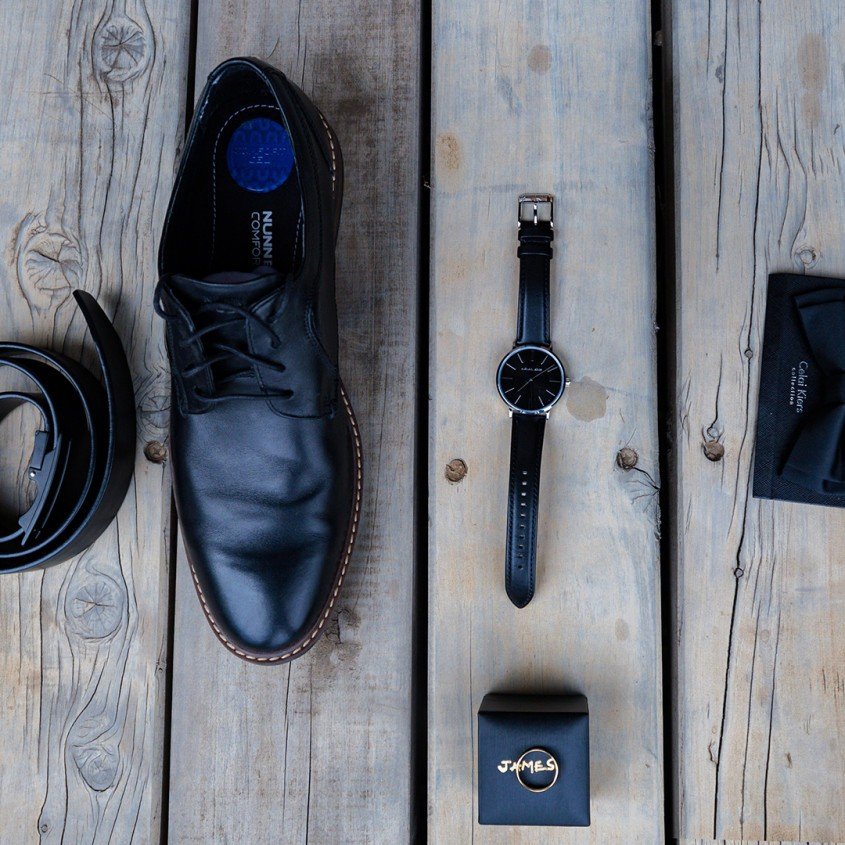 Abbinare l'orologio (cinturino) agli altri accessori