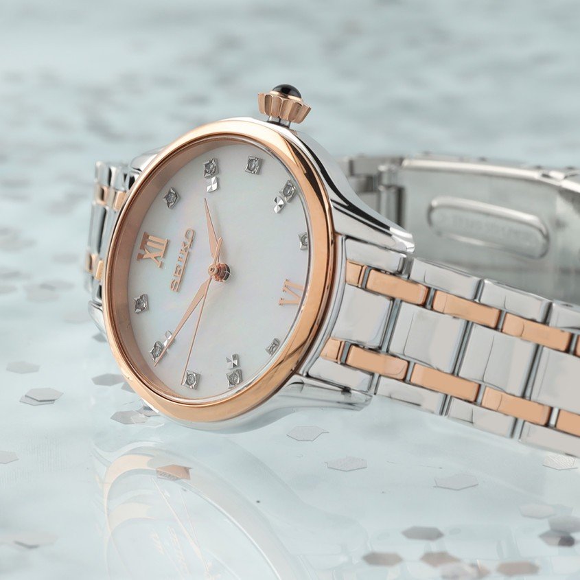 Seiko SRZ542P1 mit Diamanten
