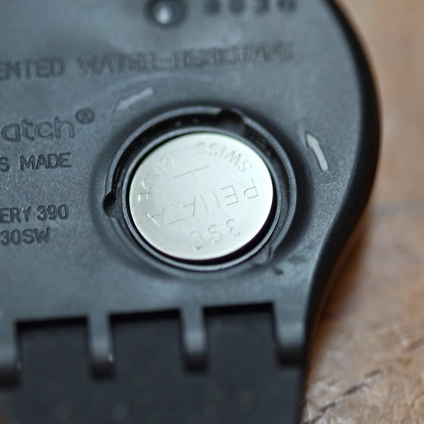 Swatch battery hatch