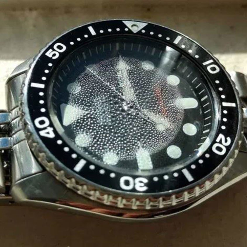 Reloj dañado por el agua