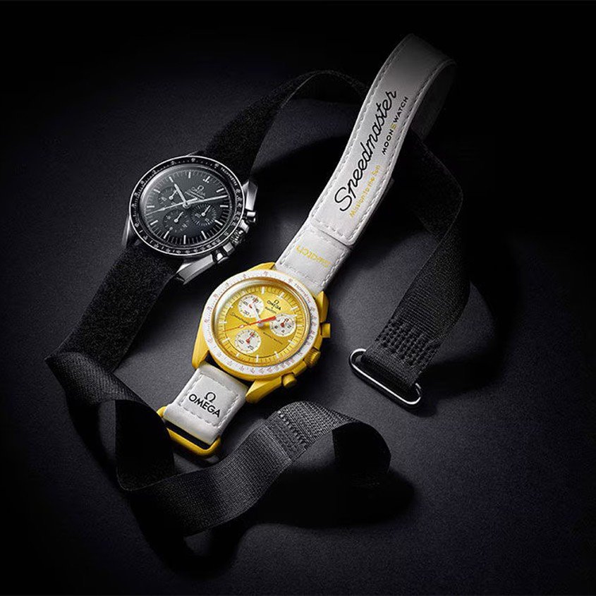 Swatch Moonswatch met NASA-band