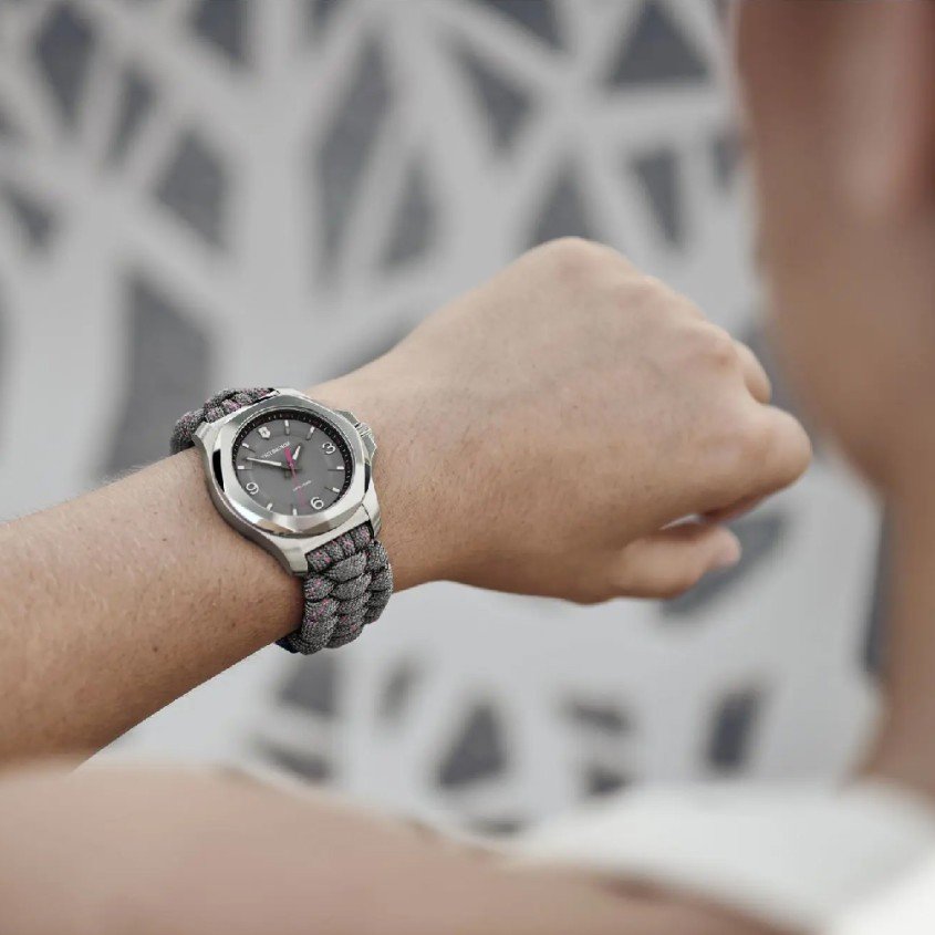 Victorinox I.N.O.X