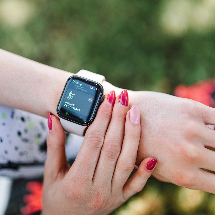 Apple Watch mit Silikonarmband