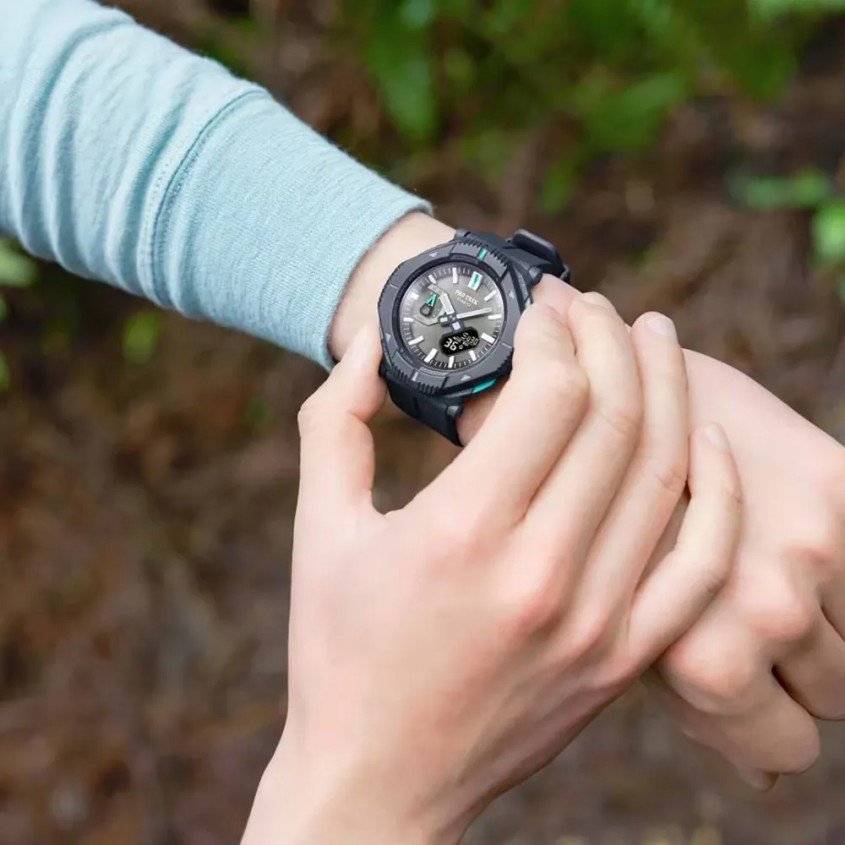Casio Pro Trek PRJ-B001-1ER Bluetooth connected