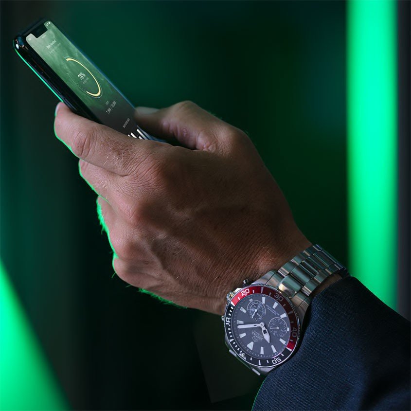 Jaguar J888/4 Connected