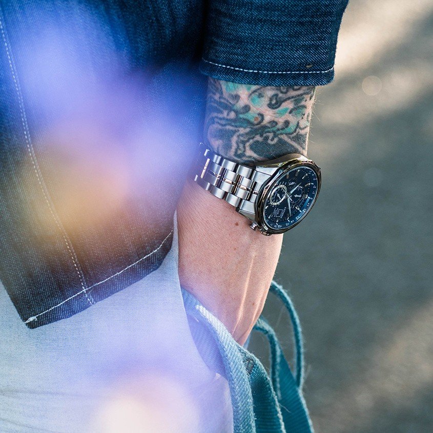 Citizen AT8218-81L Funkuhr