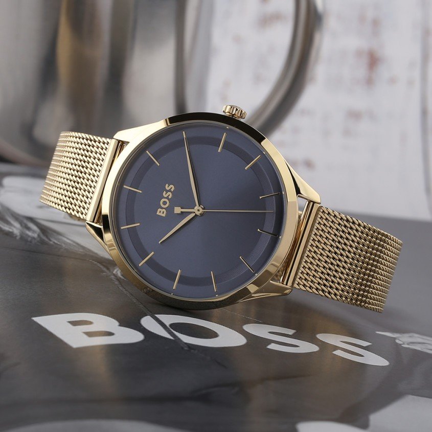 BOSS Pura
