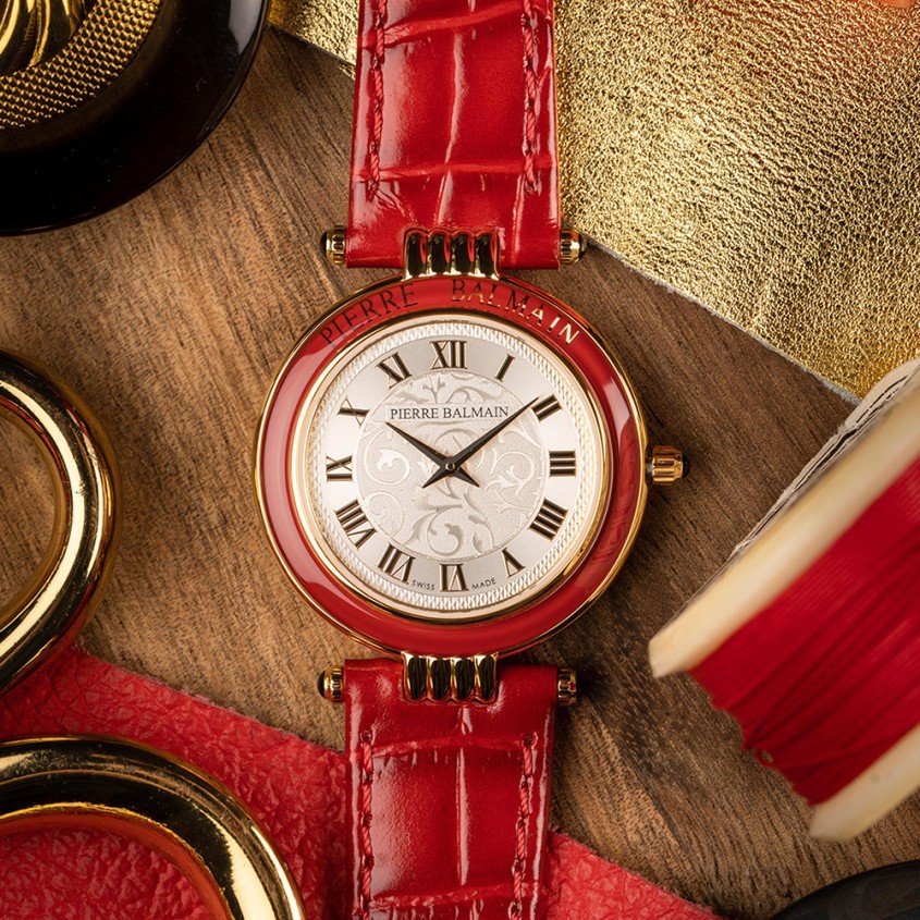 Rote Balmain Haute Elegance Vintage-Uhr