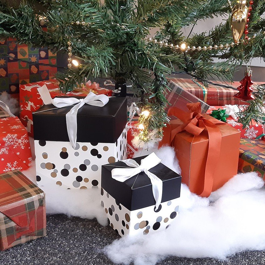 Geschenke unter dem Weihnachtsbaum