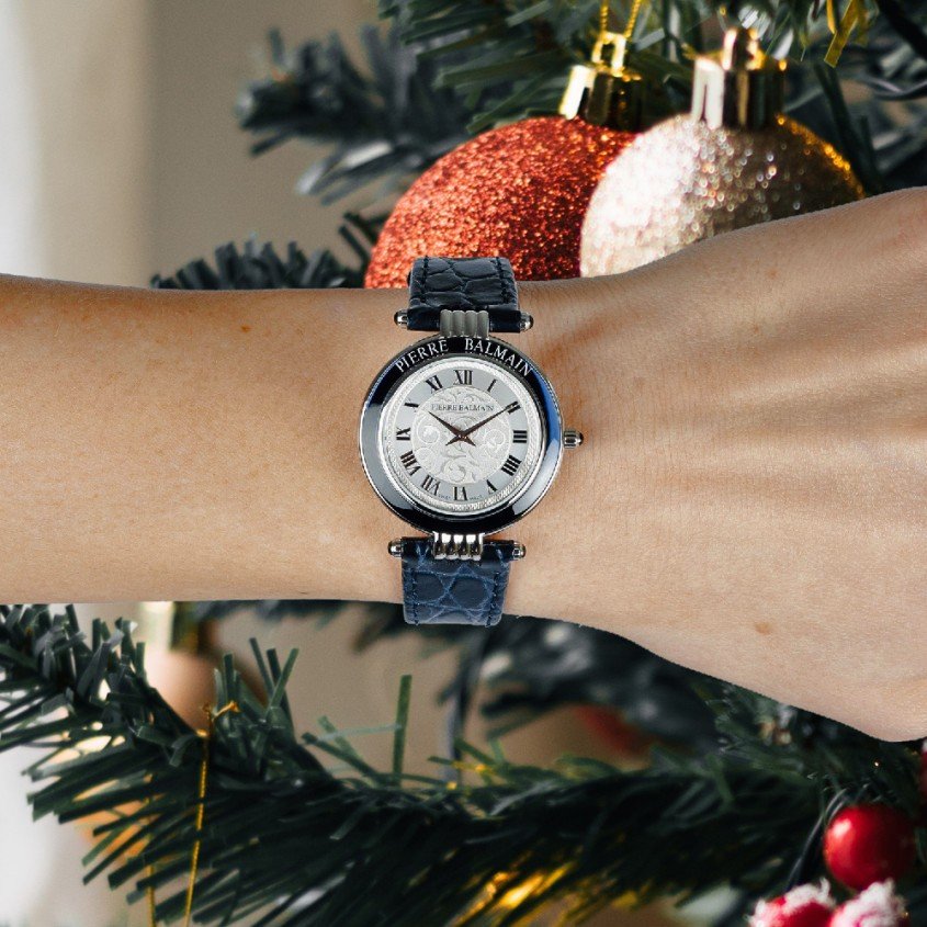 Weihnachtsbaum mit Balmain-Uhr