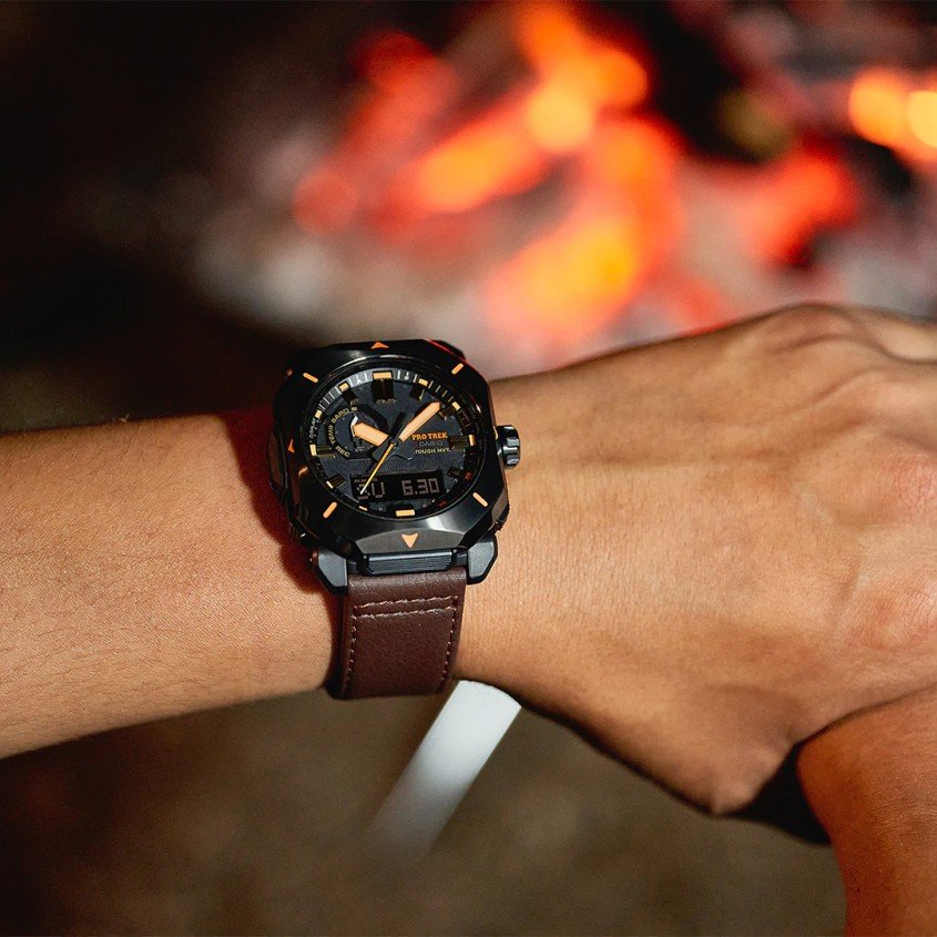Flame retardent strap