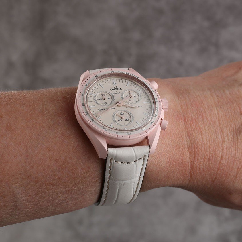 Mission to Venus mit Lederarmband