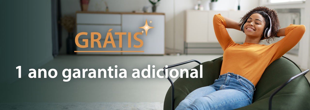 Mulher a relaxar numa cadeira com o texto "Garantia extra gratuita de um ano"
